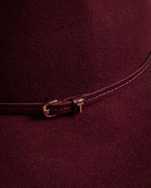 ABBIEA-Hats-Step out in style with ABBIEA. With a wide brim to shield you from the sun, this felt hat adds a fashionable finishing touch to your look. Felt hat Pure wool Leather trim with buckle T accented keeper loop Wide brim- Ted Baker Romania